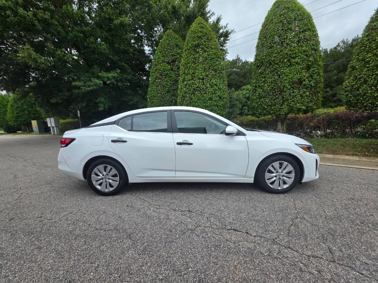 Used 2024 Nissan Sentra S FWD image 6