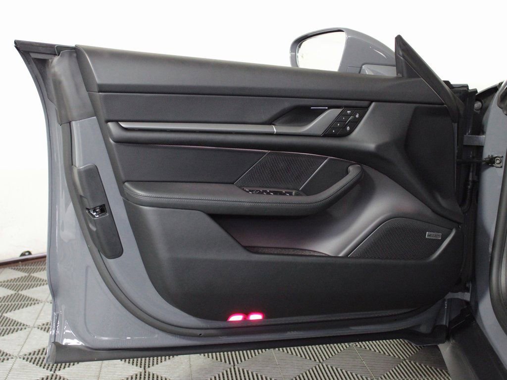 Certified 2025 Porsche Taycan image 15