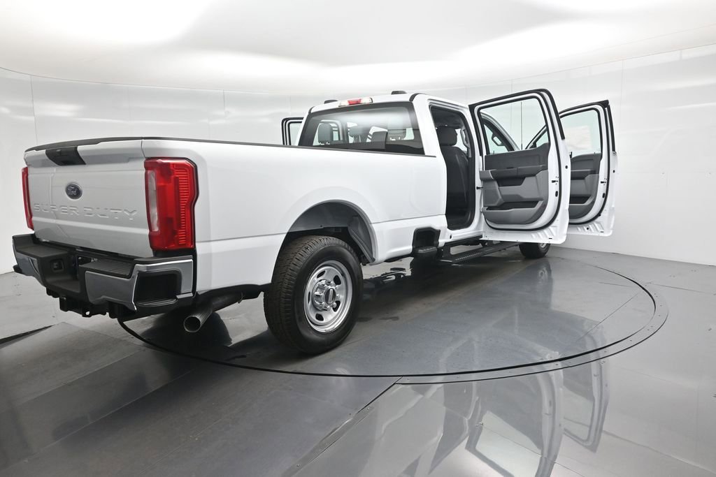 New 2026 Ford F350 XL w/ XL Driver Assist Package image 5