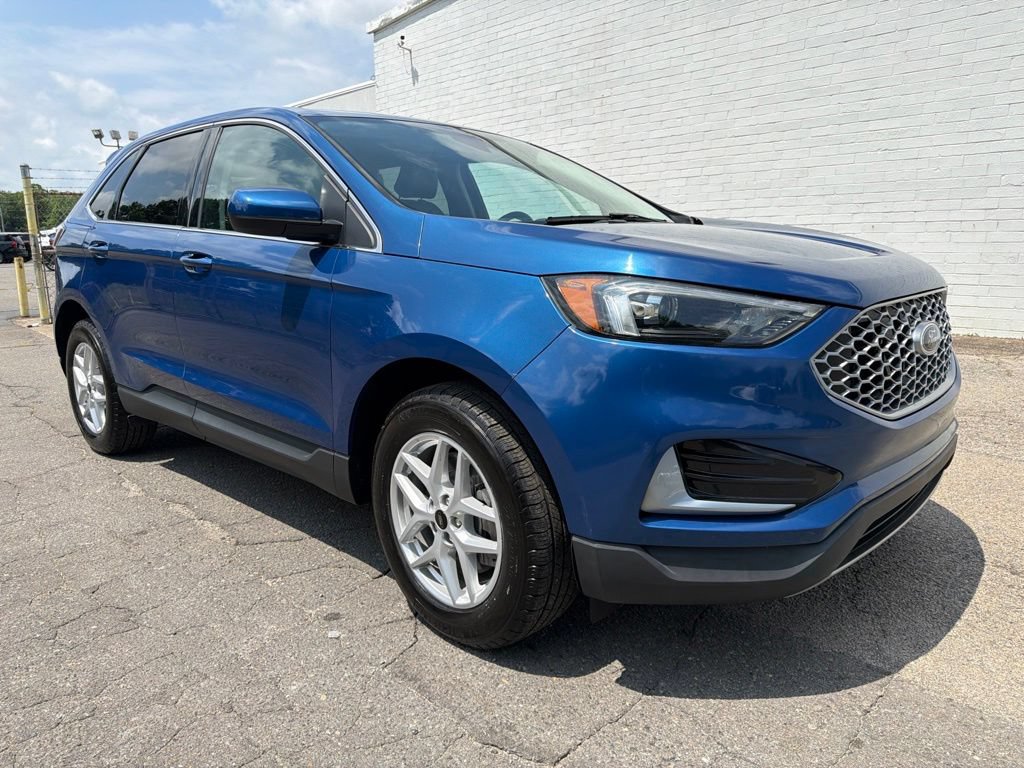 Used 2024 Ford Edge SEL AWD/4WD image 8