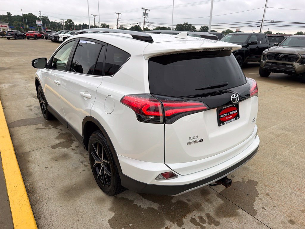 Used 2018 Toyota RAV4 SE w/ All Weather Liner Package AWD/4WD image 7