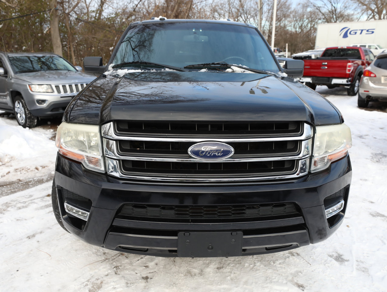 Used 2016 Ford Expedition EL XLT image 3