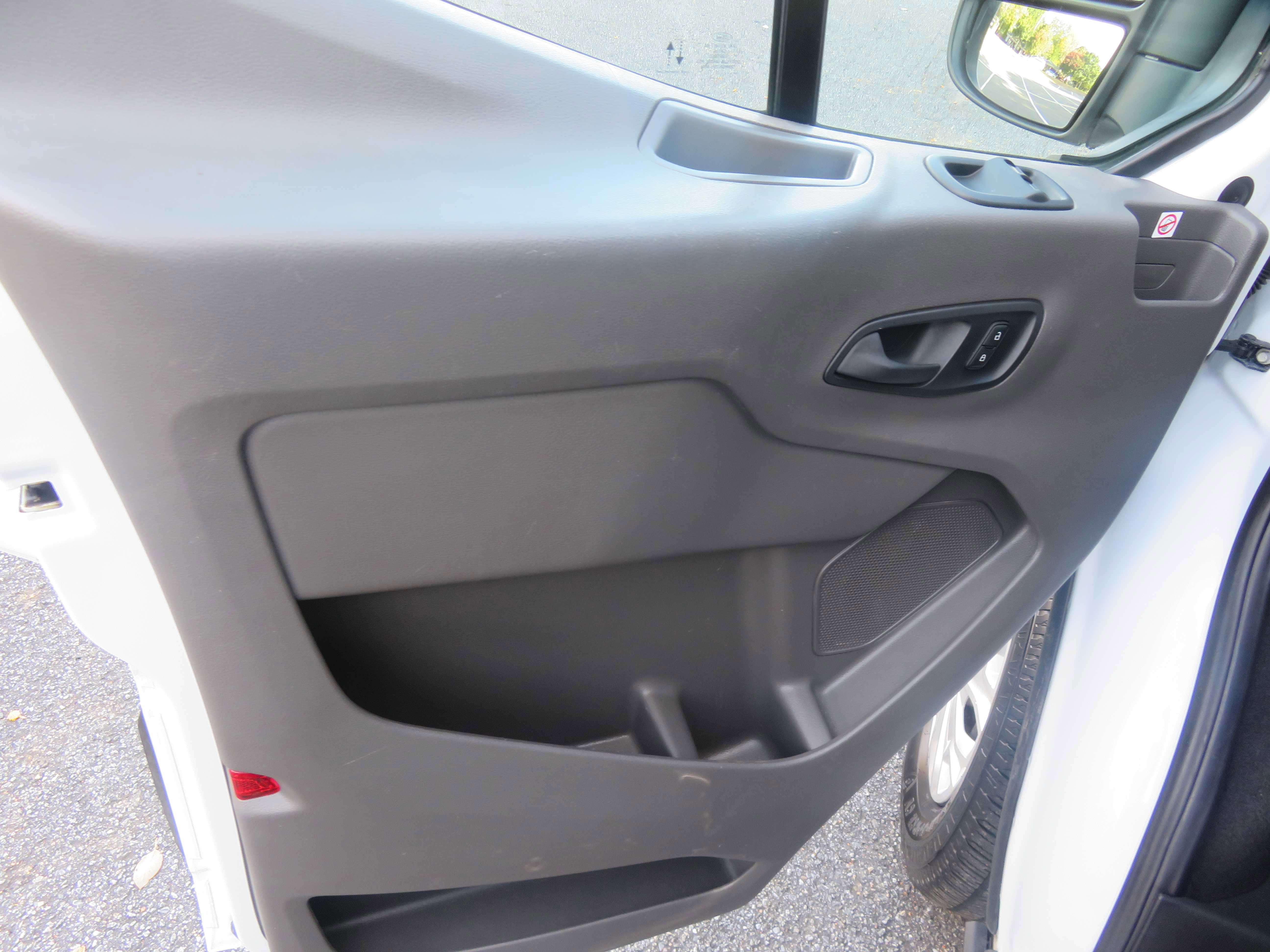 Used 2021 Ford Transit 350 XLT image 14