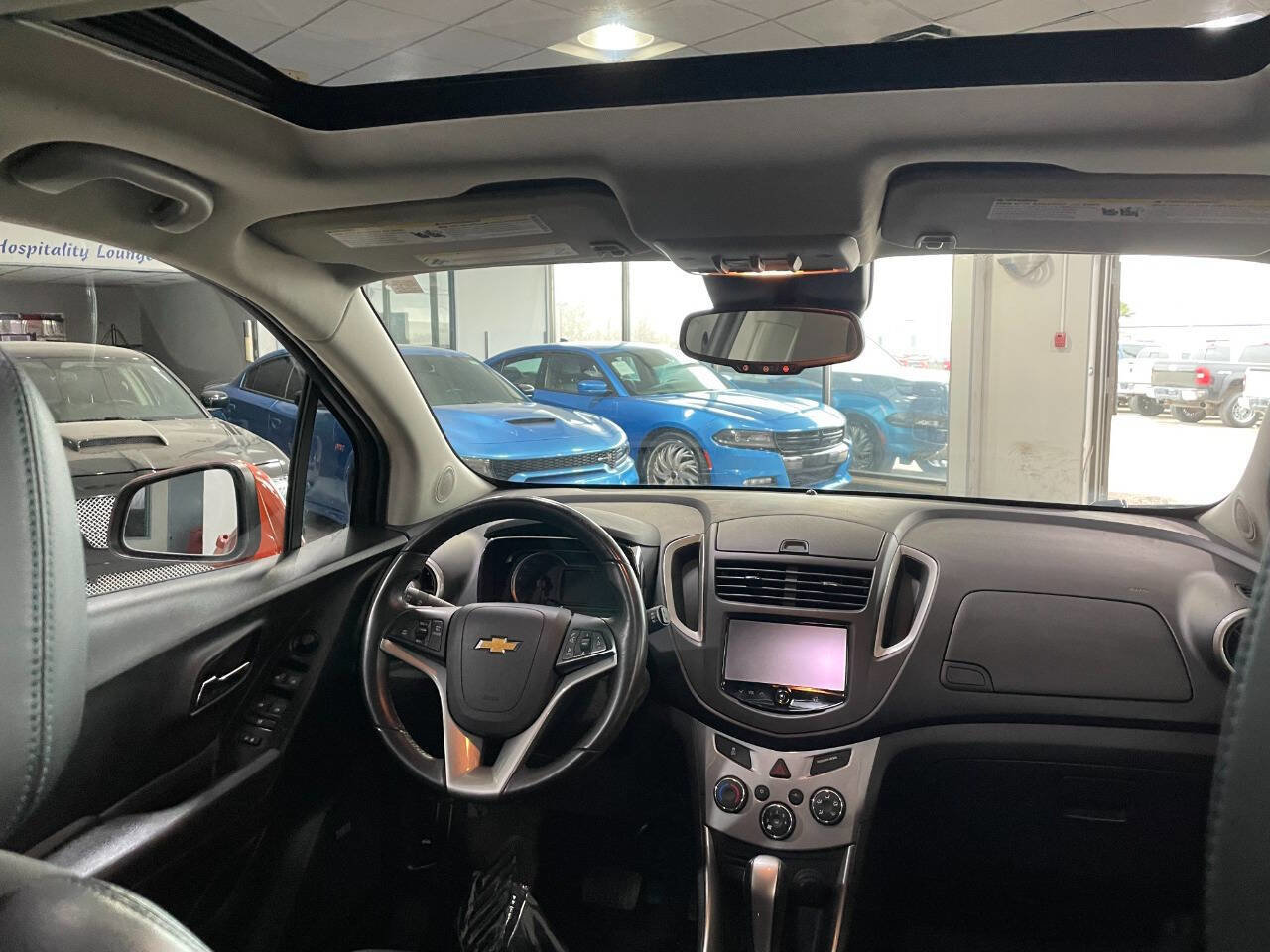 Used 2016 Chevrolet Trax LT w/ LT Sun and Sound Package image 28