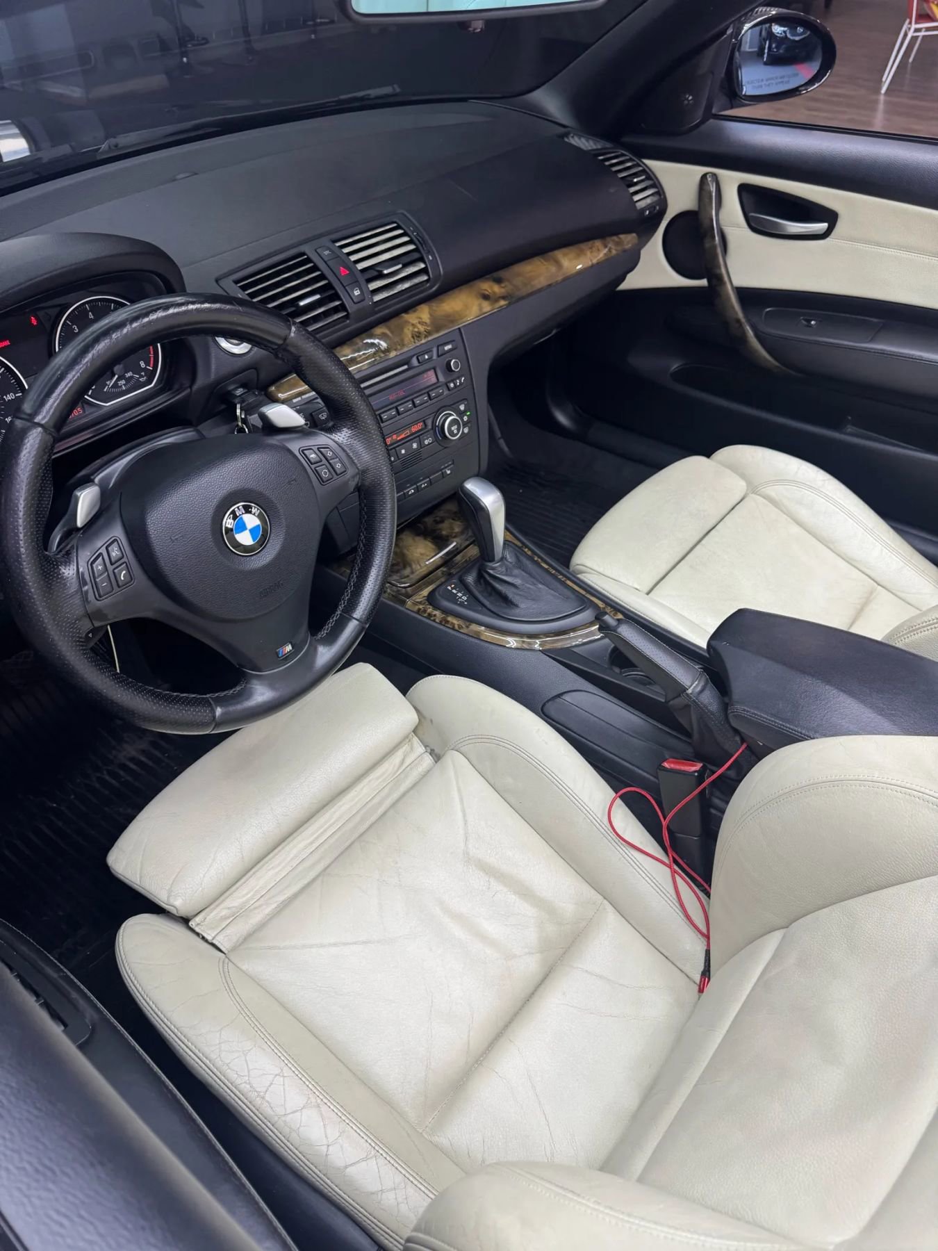 Used 2008 BMW 135i Convertible image 12