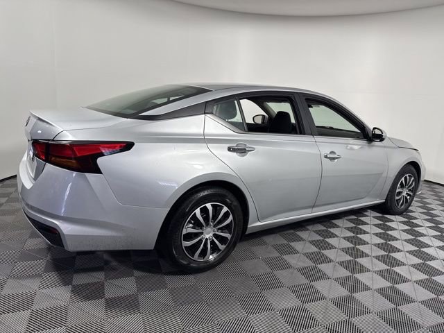 Used 2023 Nissan Altima 2.5 S image 7