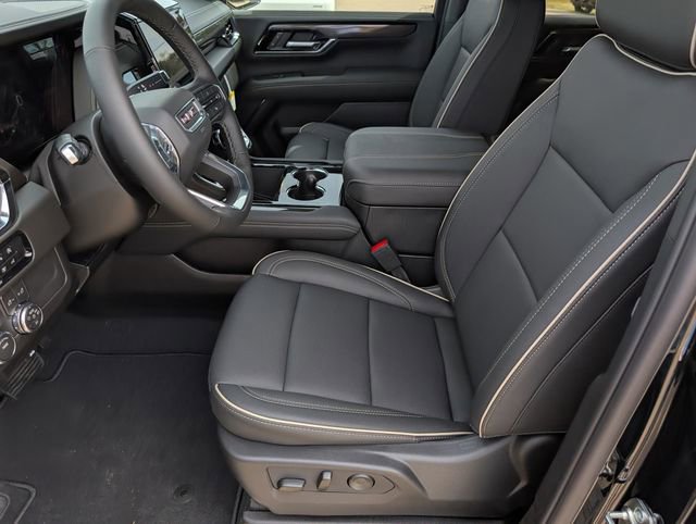 New 2026 GMC Yukon Elevation image 15