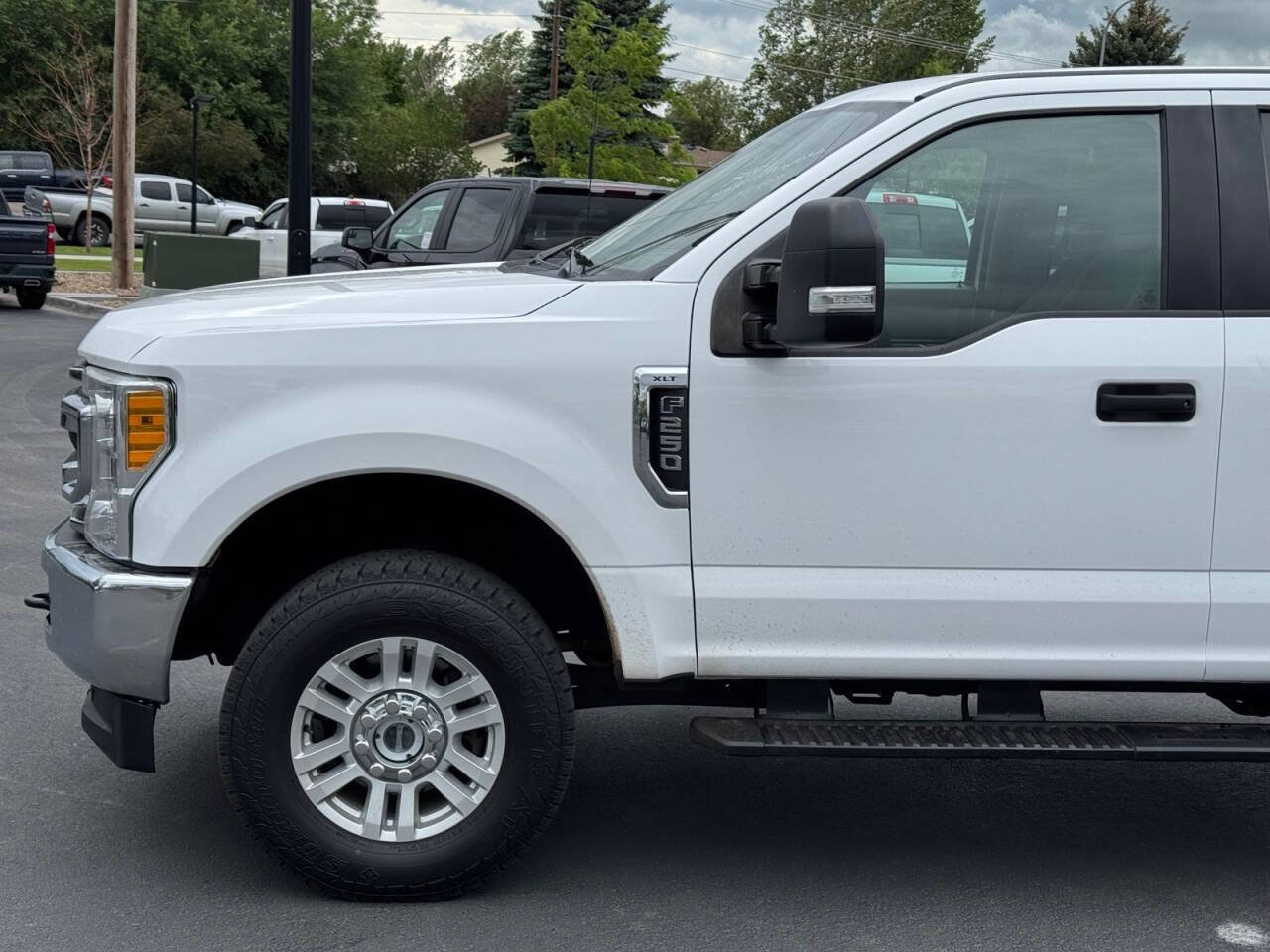 Used 2019 Ford F250 XLT w/ FX4 Off-Road Package AWD/4WD image 4