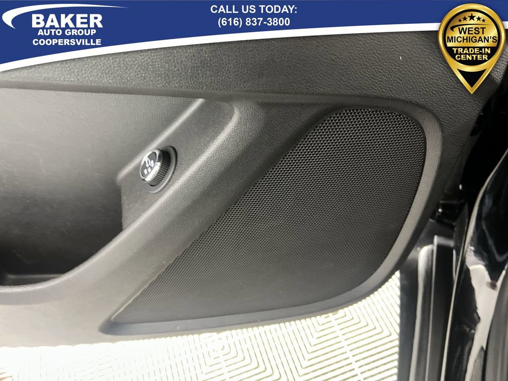 Used 2023 Chevrolet Traverse LT w/ LPO, Floor Liner Package image 23