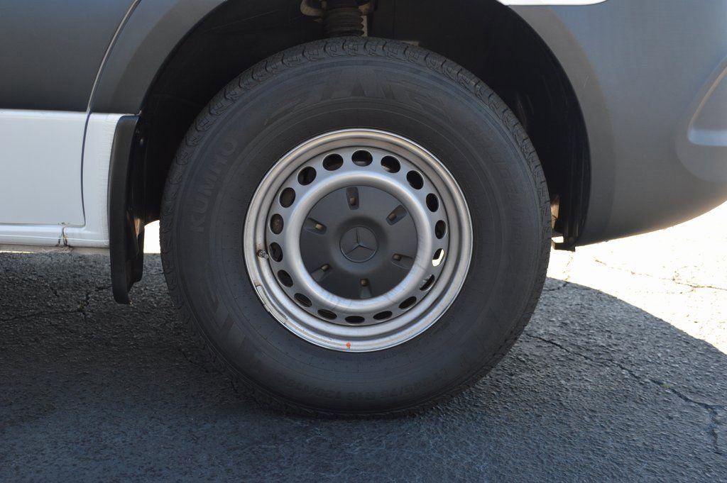 Used 2025 Mercedes-Benz Sprinter 2500 image 20