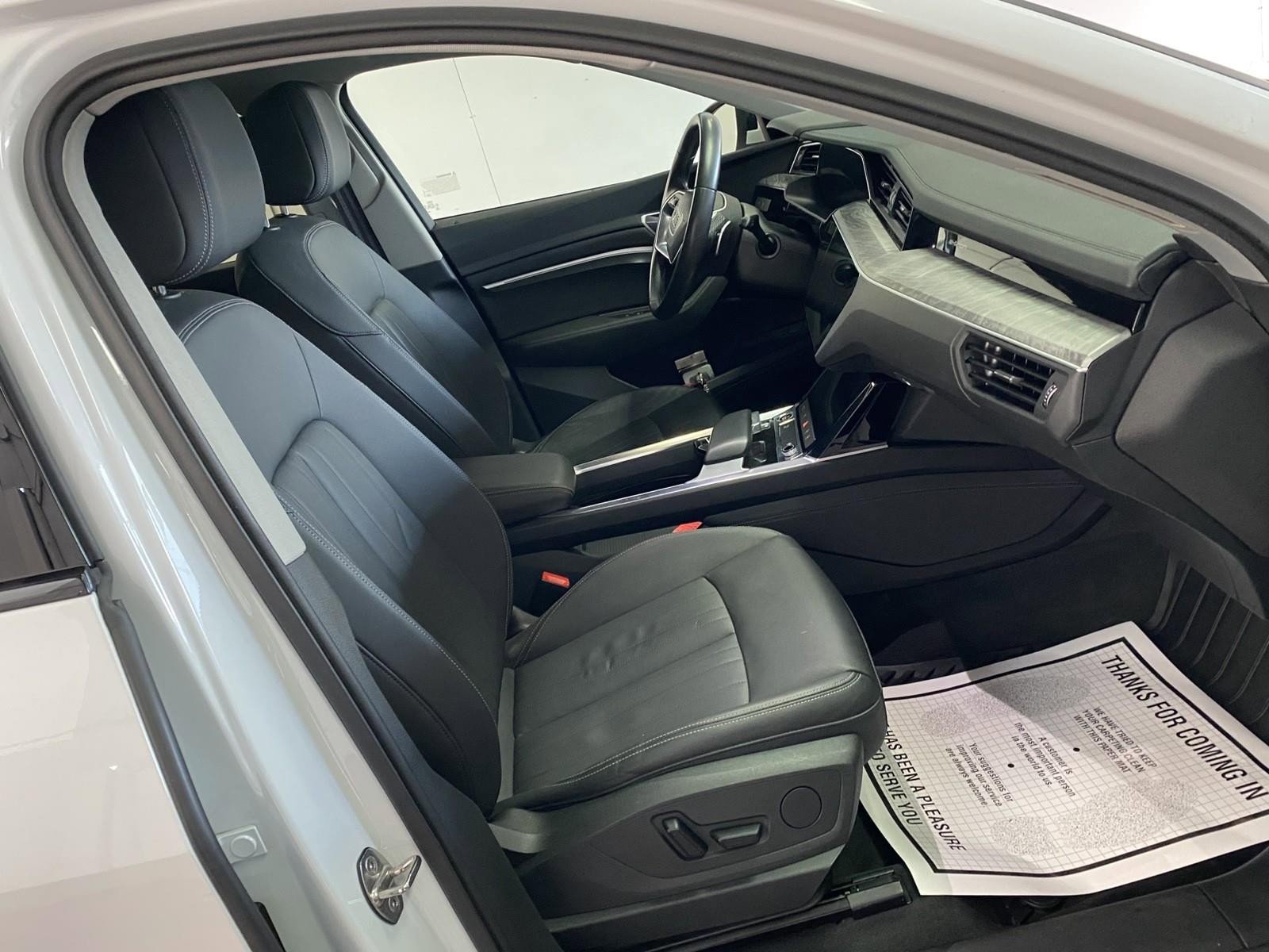 Used 2022 Audi e-tron Premium image 9