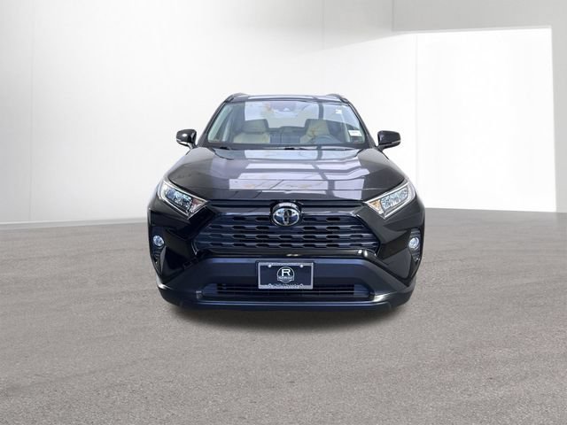 Used 2019 Toyota RAV4 XLE Premium w/ Cold Weather Package AWD/4WD image 25