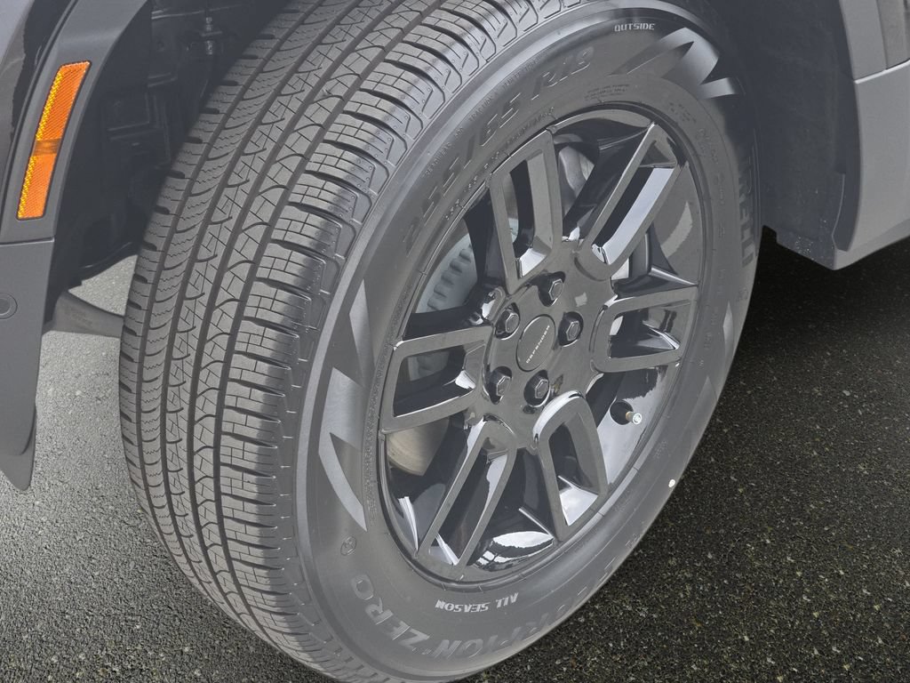 New 2026 Land Rover Defender 110 S AWD/4WD image 33