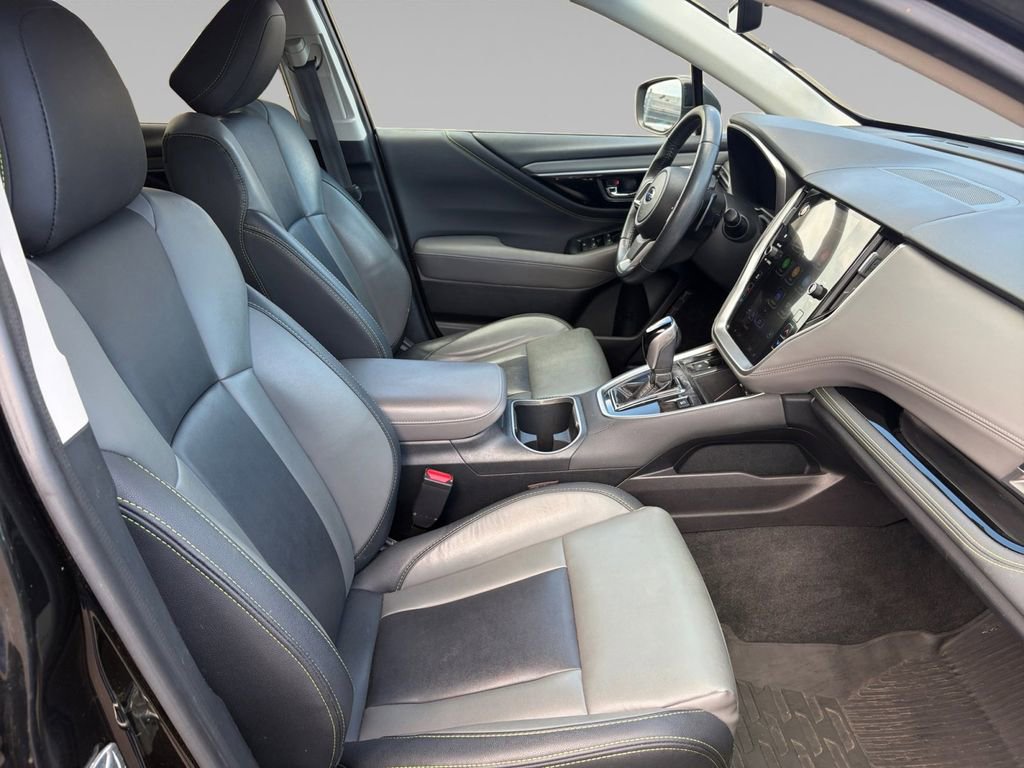 Used 2020 Subaru Outback Onyx Edition XT AWD/4WD image 17