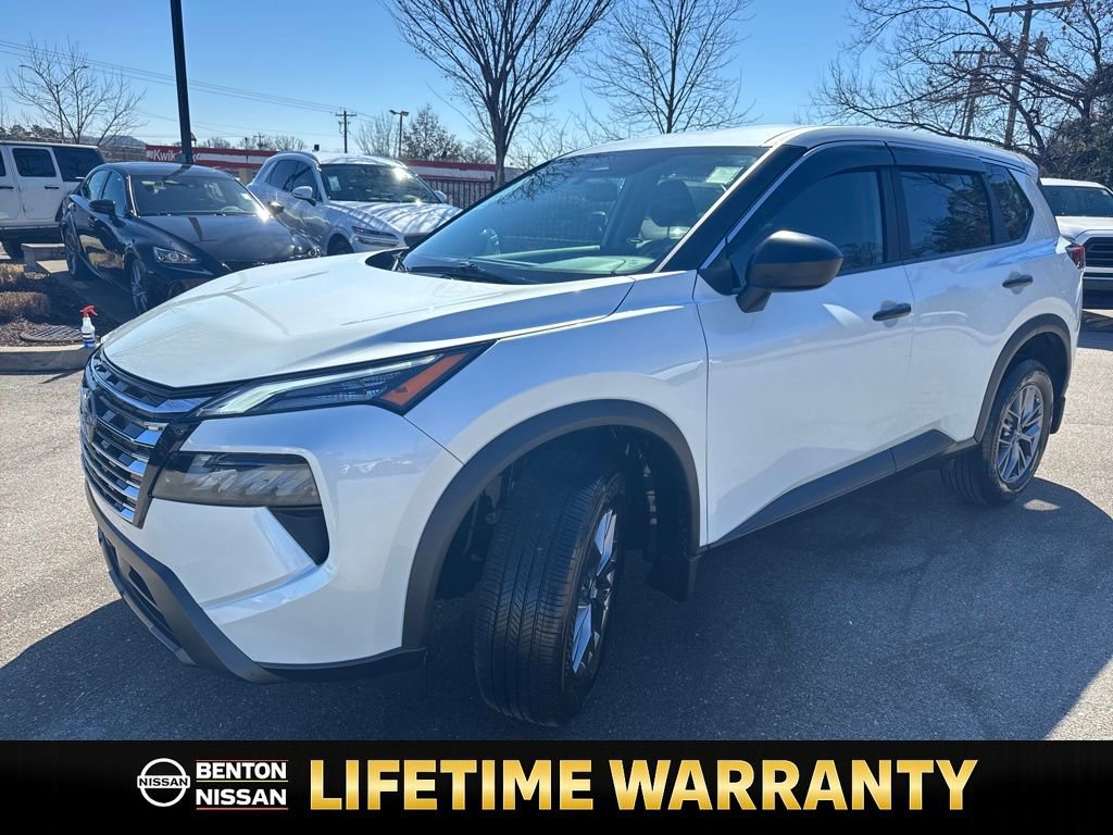 Certified 2025 Nissan Rogue S image 4