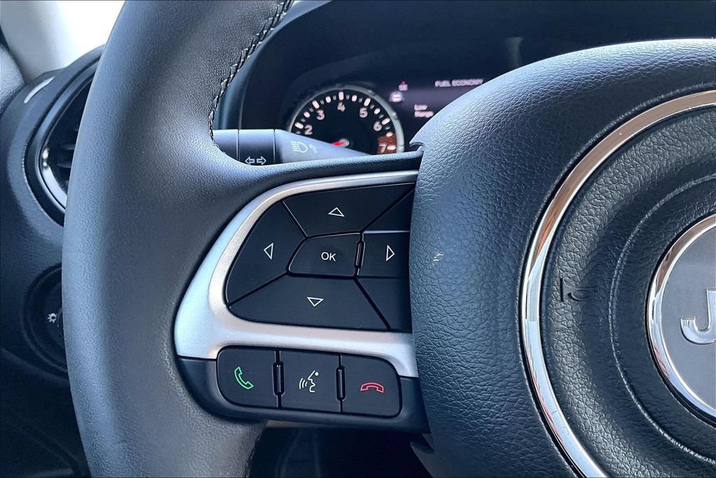 Used 2023 Jeep Renegade Altitude AWD/4WD image 20