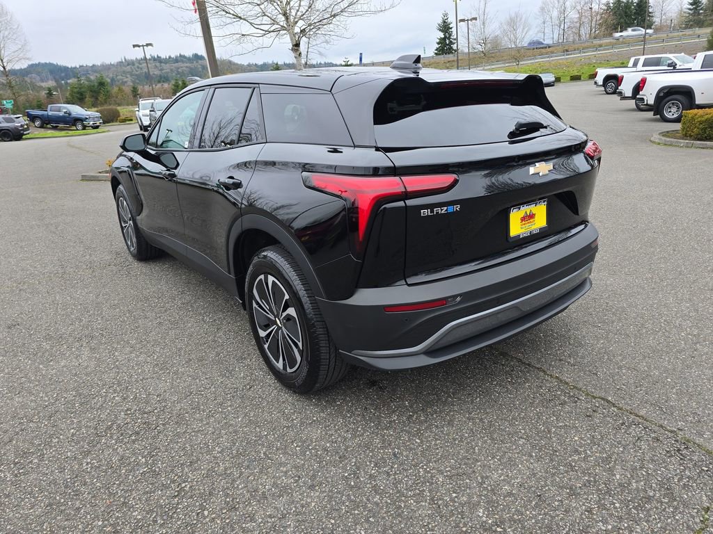 New 2025 Chevrolet Blazer EV LT image 4