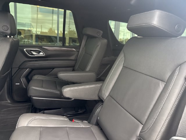 Used 2024 Chevrolet Tahoe Z71 w/ Luxury Package AWD/4WD image 14