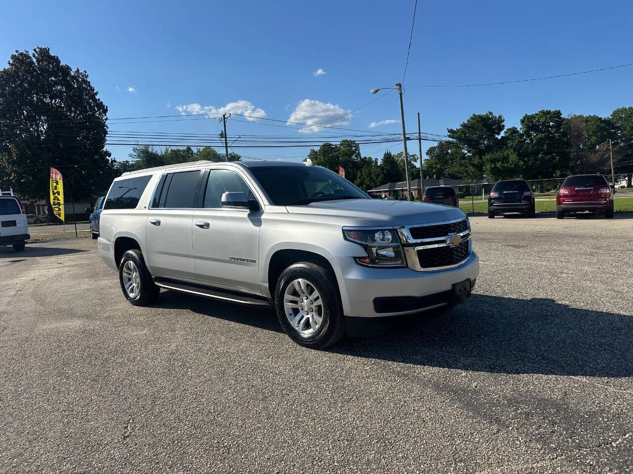 Used 2018 Chevrolet Suburban LT AWD/4WD image 14