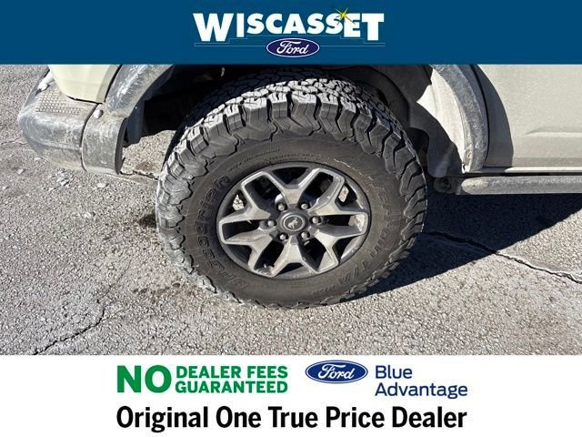 Used 2025 Ford Bronco Badlands image 36
