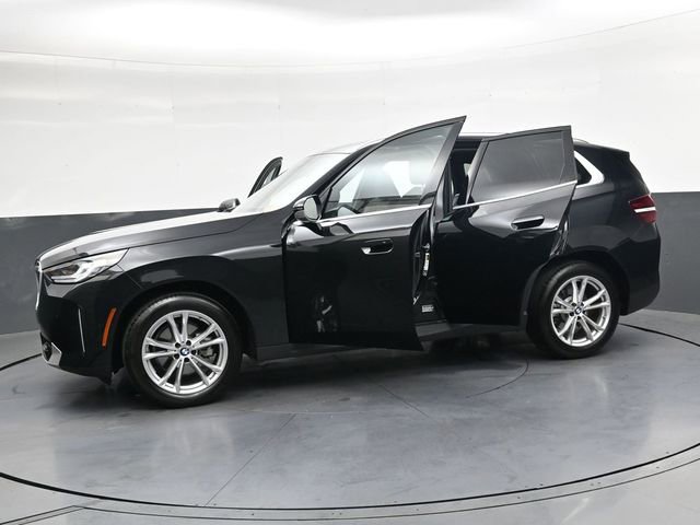 Used 2025 BMW X3 xDrive30i w/ Convenience Package image 42