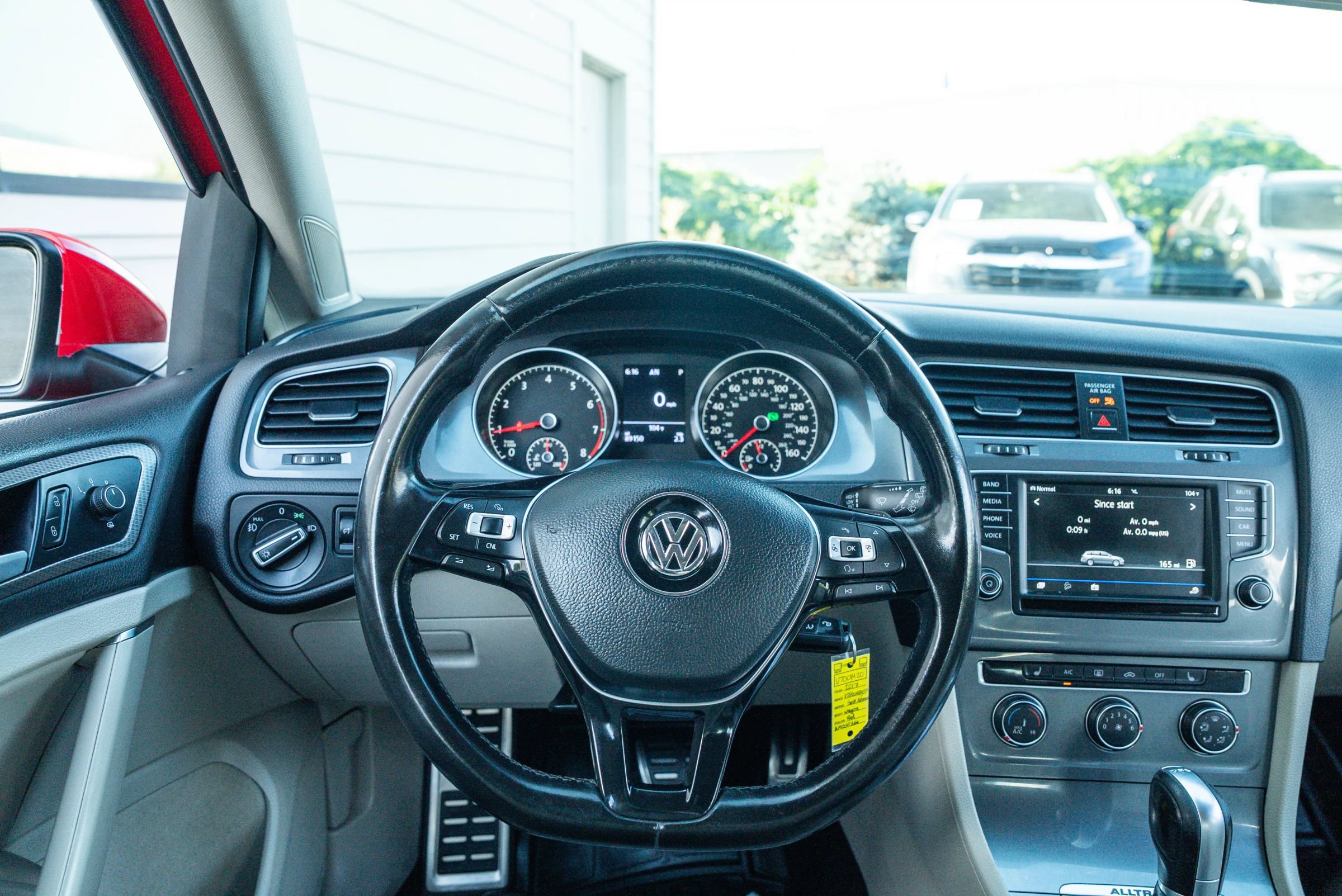 Used 2017 Volkswagen Golf Alltrack S AWD/4WD image 13