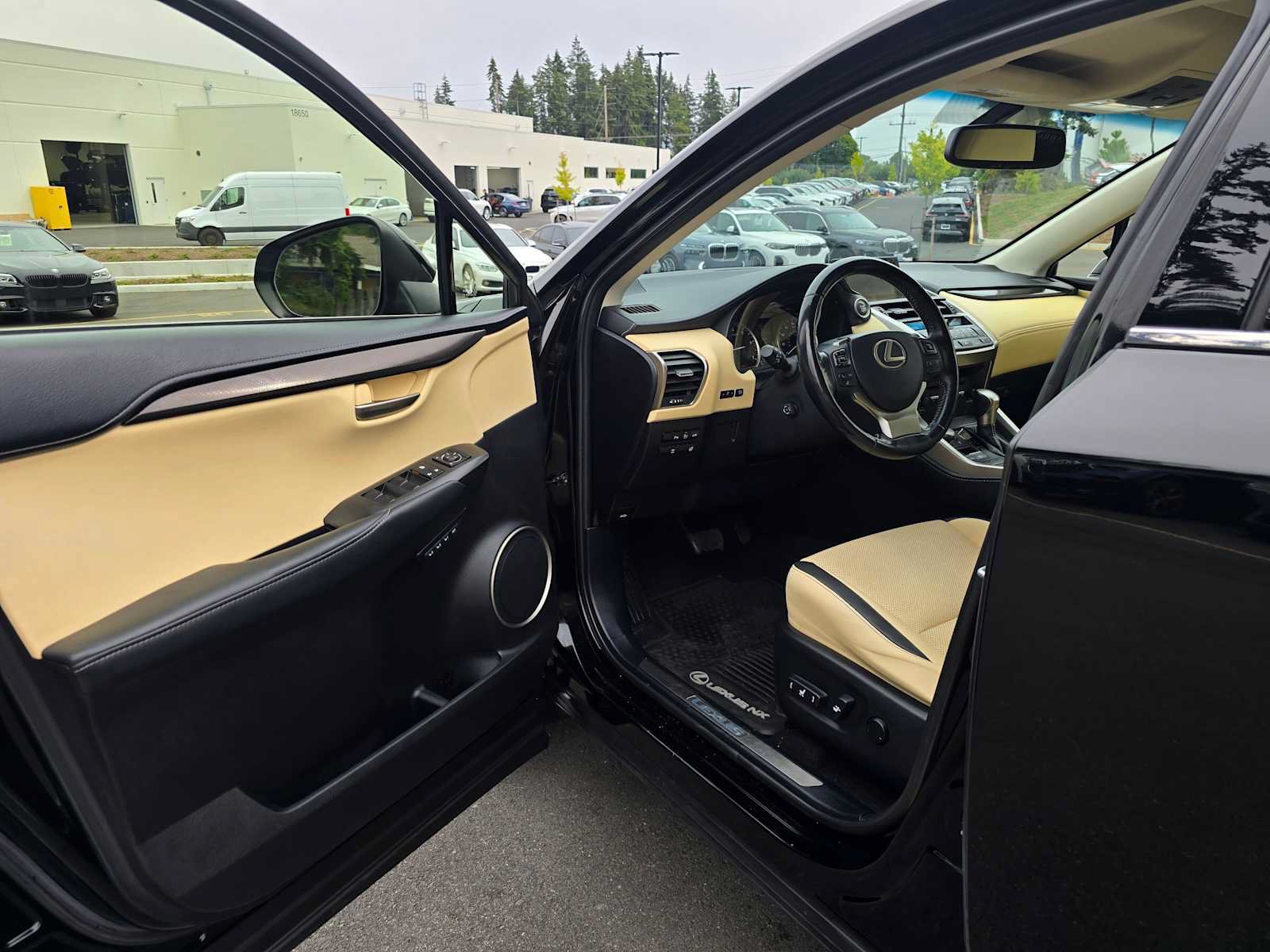 Used 2015 Lexus NX 200t AWD w/ Premium Package image 19