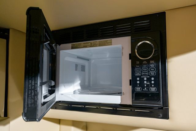 Used 2021 Mercedes-Benz Sprinter 3500 image 34