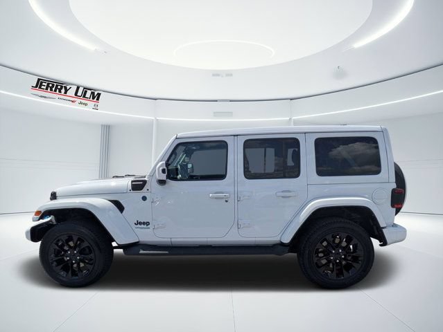 Used 2021 Jeep Wrangler Unlimited Sahara AWD/4WD image 6