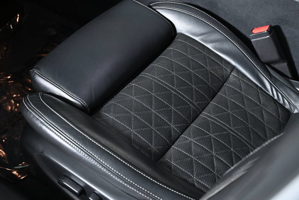 Certified 2020 Nissan Maxima Platinum w/ Sport Mat Group FWD image 24