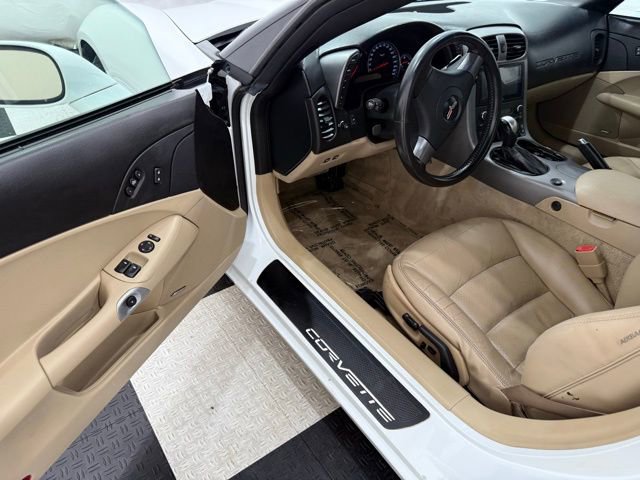 Used 2006 Chevrolet Corvette Convertible w/ Preferred Equipment Group image 24