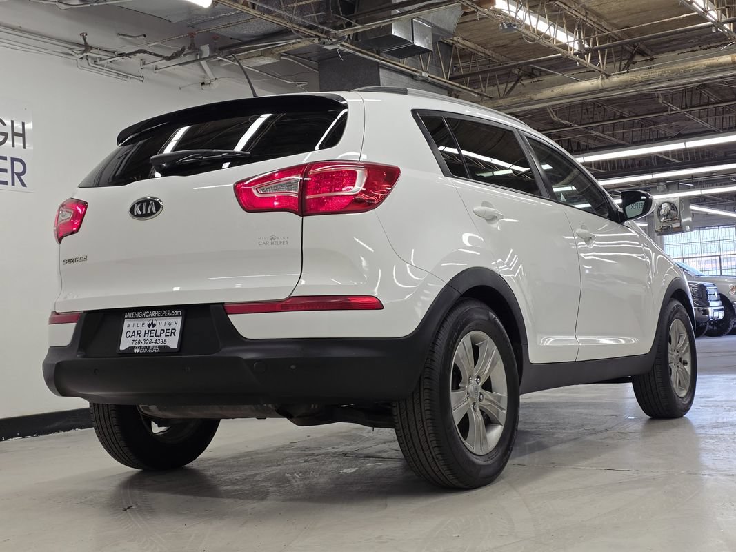 Used 2011 Kia Sportage LX w/ Convenience Pkg AWD/4WD image 8