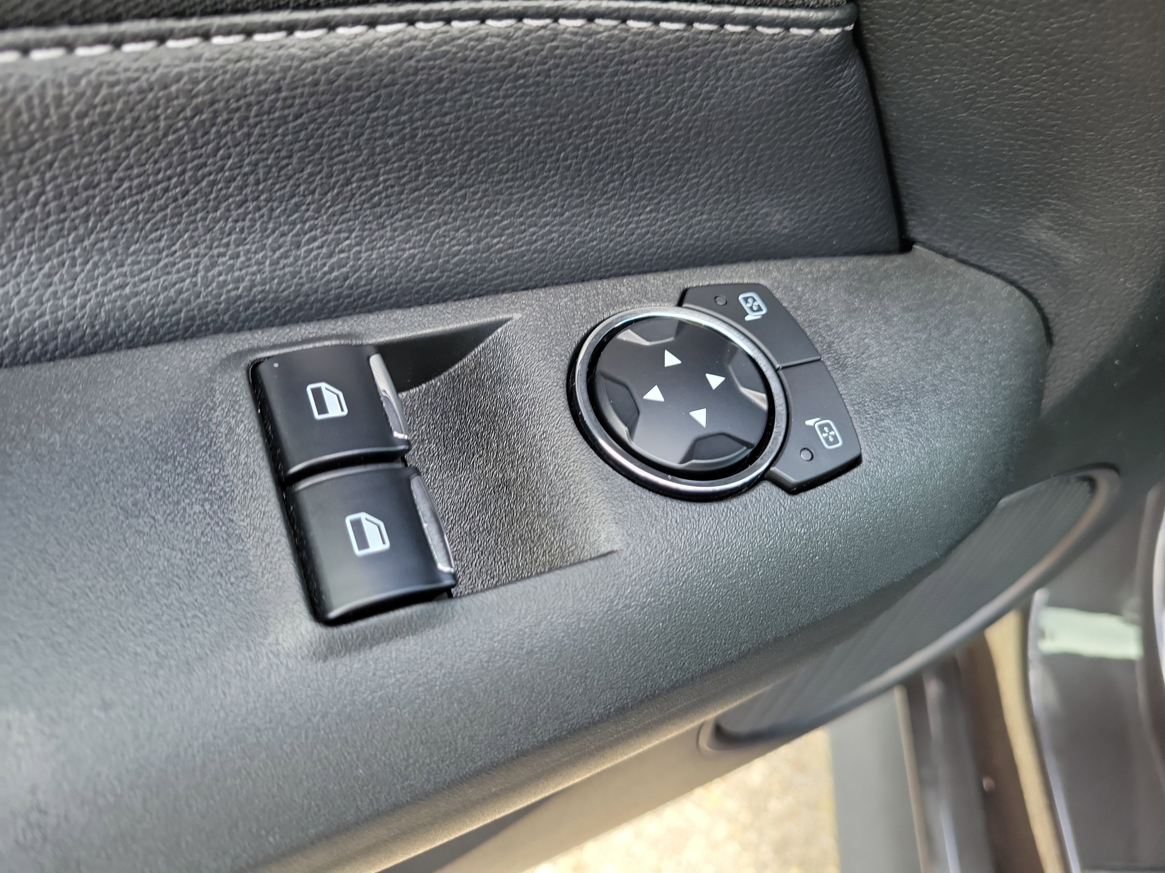 Used 2023 Ford Mustang Coupe image 15
