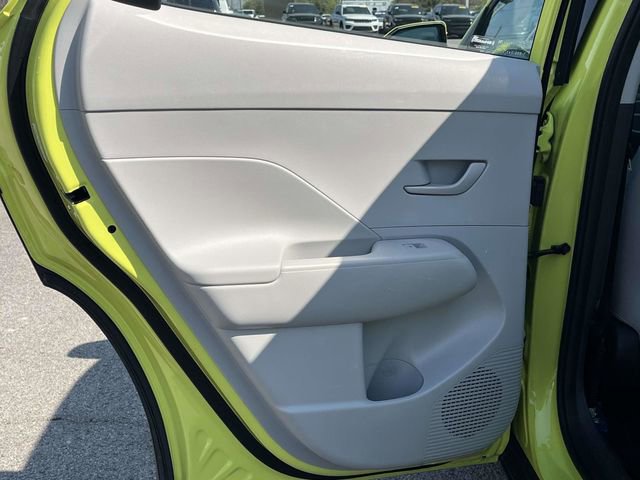 Used 2024 Hyundai Kona SE image 16