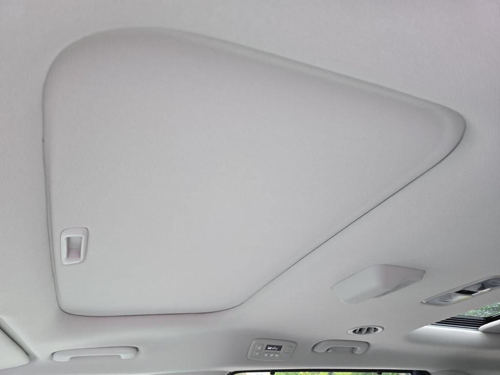 New 2026 Kia Carnival SX Prestige FWD image 24