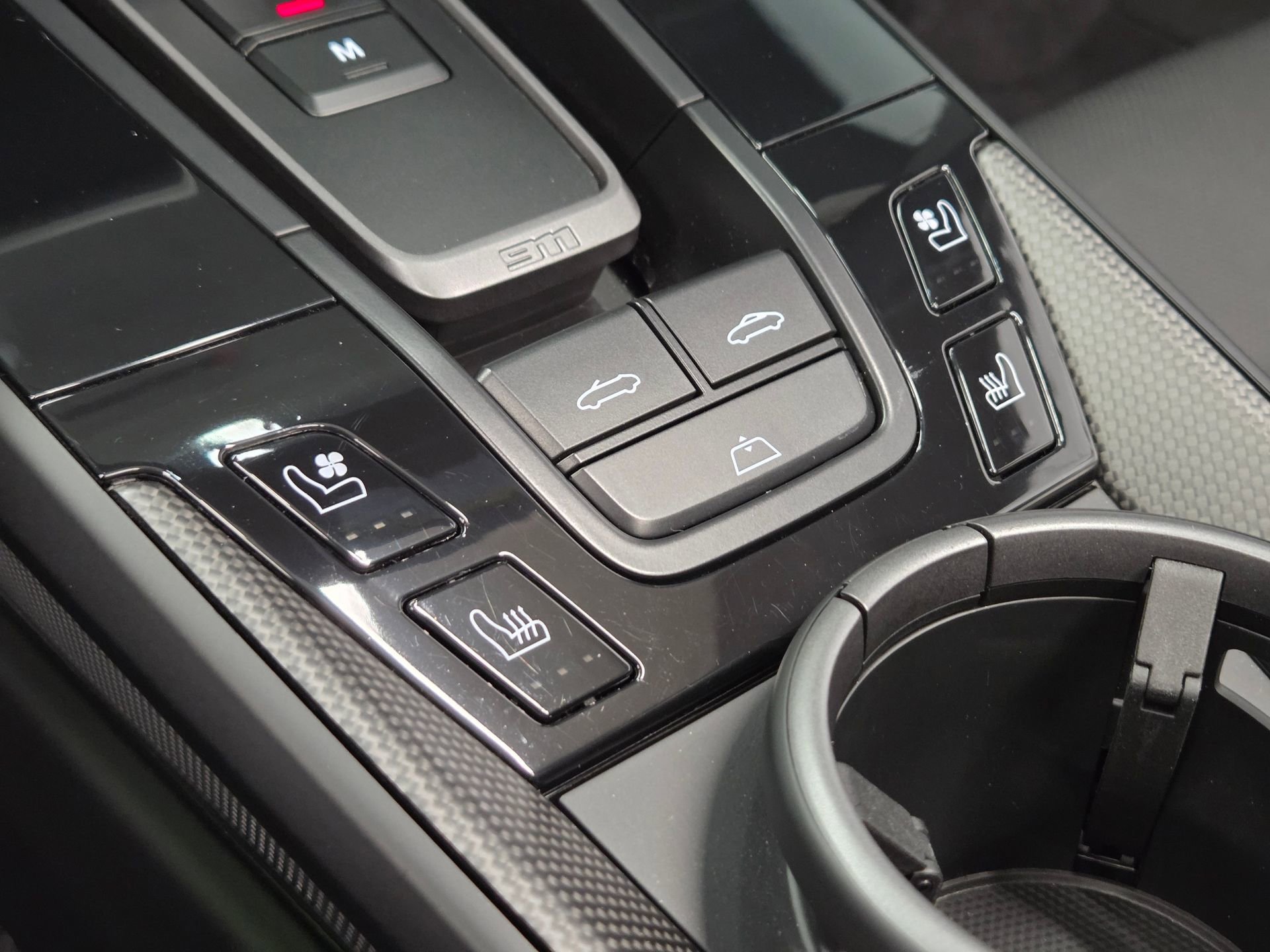 Certified 2022 Porsche 911 Carrera GTS RWD image 24