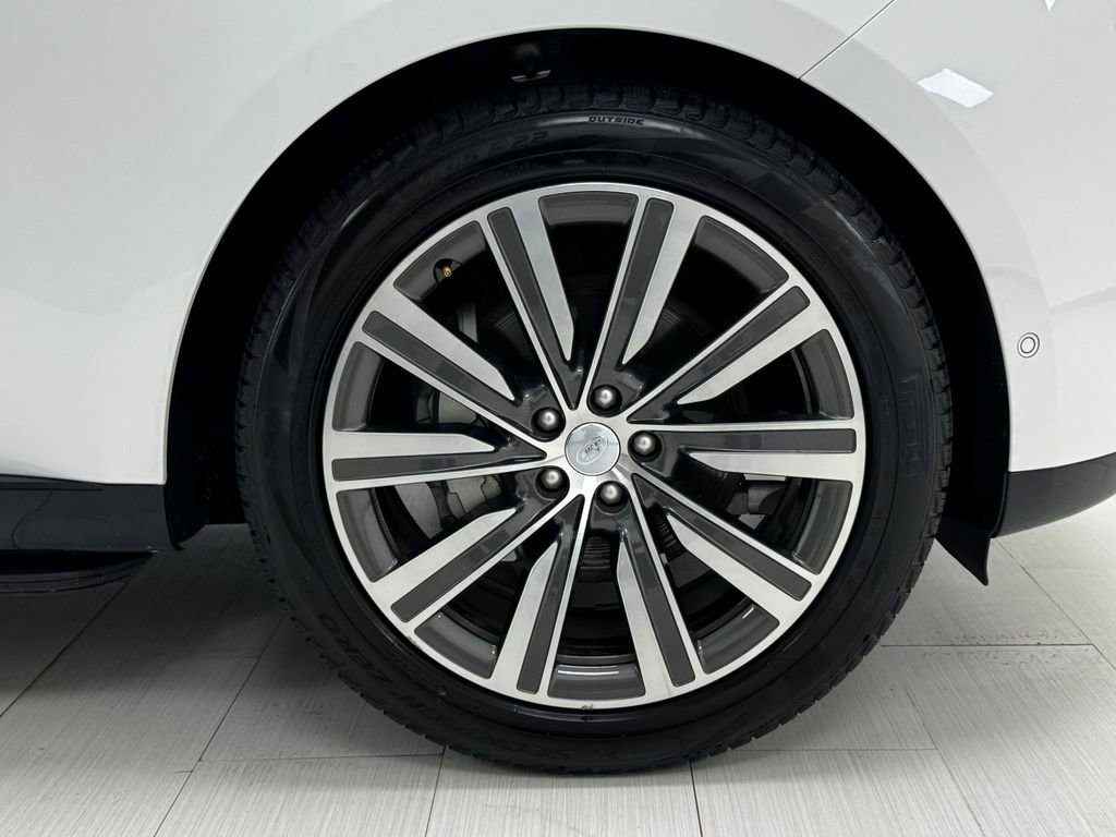 Used 2023 Land Rover Range Rover SE image 40