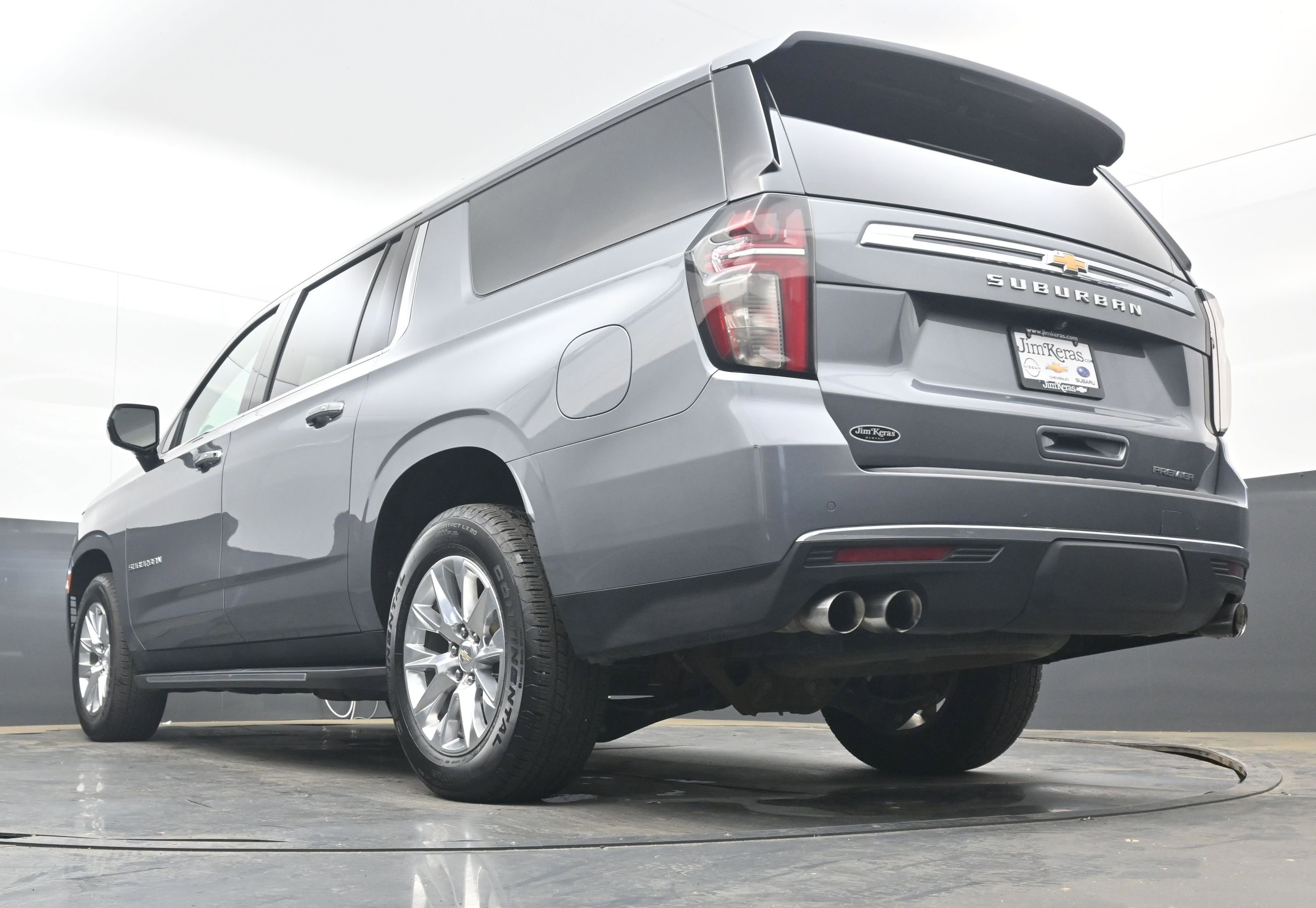 Used 2021 Chevrolet Suburban Premier image 28