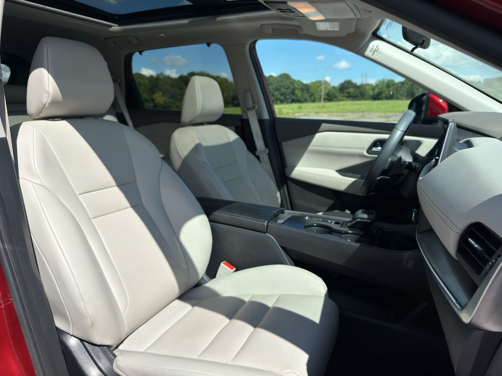 Certified 2024 Nissan Rogue SV w/ SV Premium Package FWD image 22