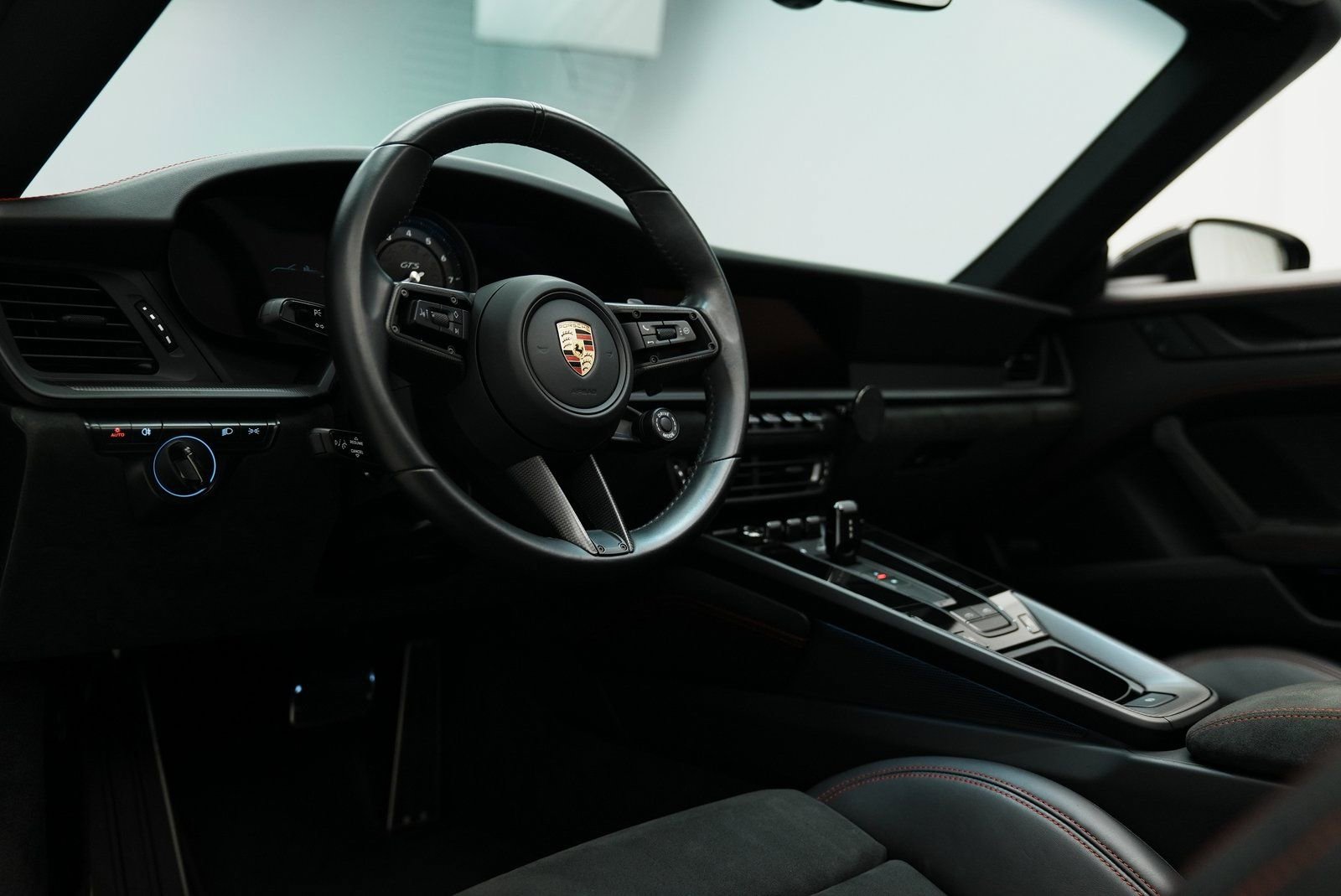 Used 2022 Porsche 911 Targa 4 GTS image 27