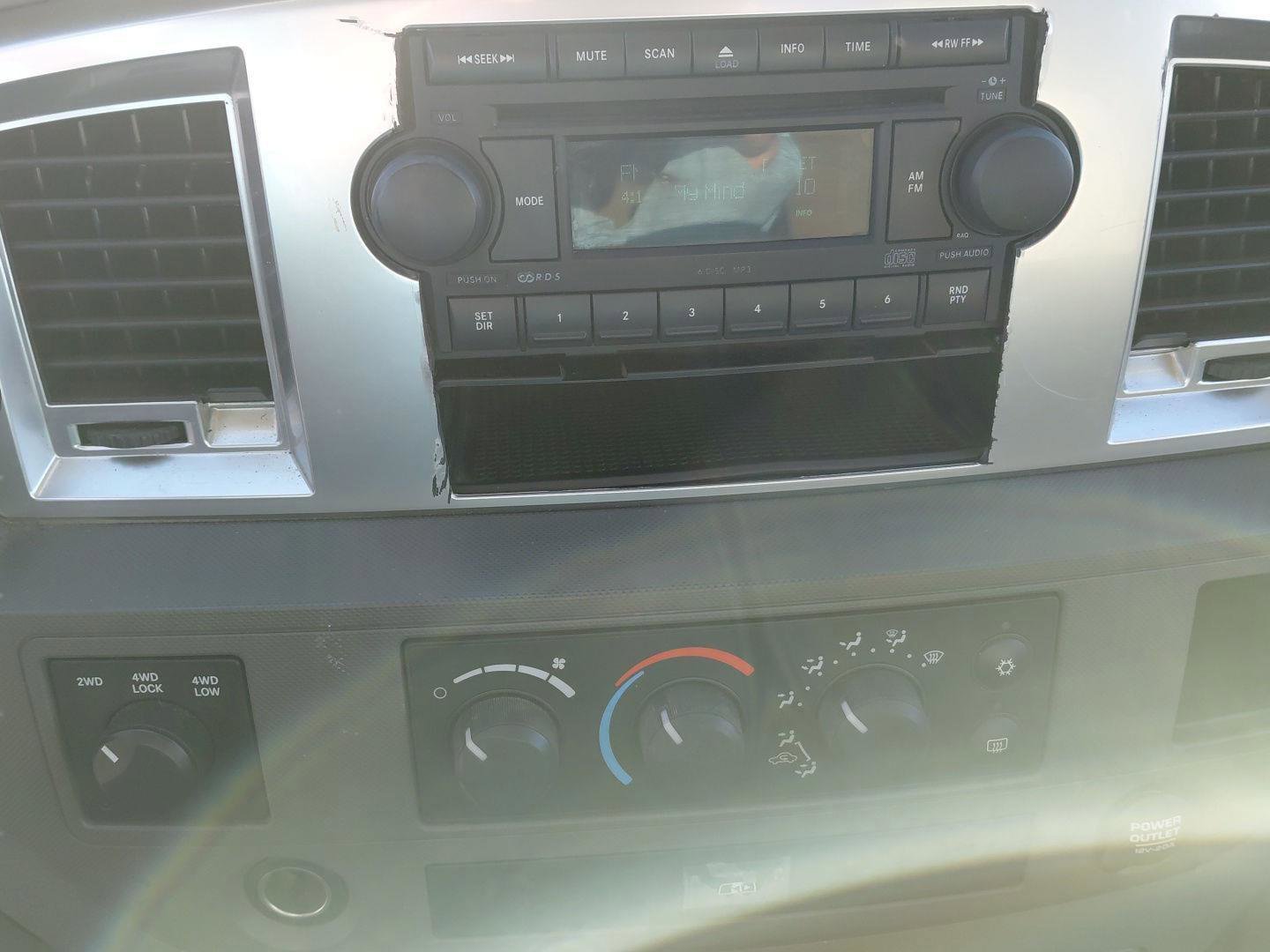 Used 2007 Dodge Ram 1500 Truck SLT w/ Sound & Secure Value Group image 29