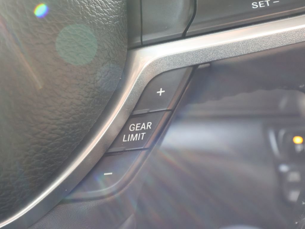 Used 2021 RAM 1500 Laramie AWD/4WD image 19