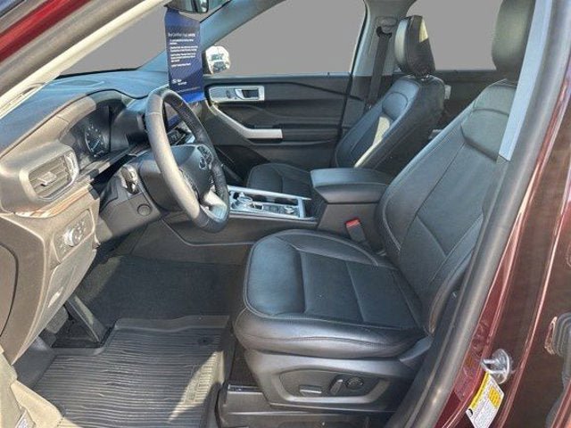 Certified 2022 Ford Explorer Limited w/ Equipment Group 301A AWD/4WD image 20