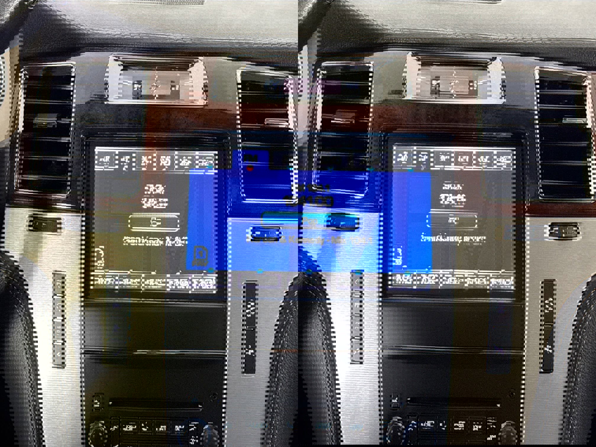 Used 2014 Cadillac Escalade Platinum image 25