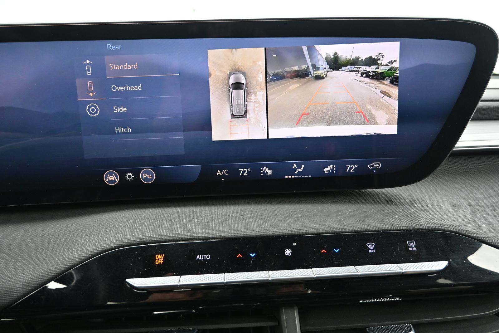 Used 2026 Buick Enclave Preferred FWD image 22