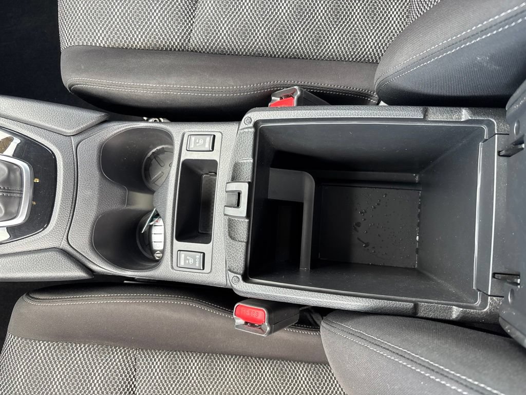 Used 2017 Nissan Rogue Sport SV w/ SV All-Weather Package AWD/4WD image 15