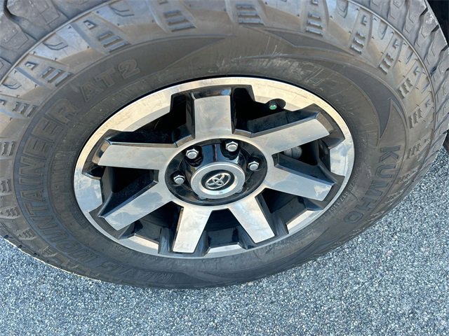 Used 2024 Toyota 4Runner TRD Off-Road Premium image 14