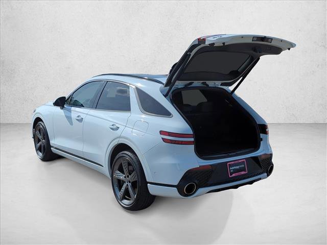 Used 2024 Genesis GV70 3.5T Sport w/ Sport Advanced Package AWD/4WD image 10