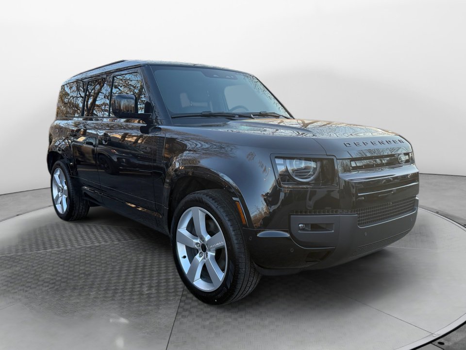 New 2026 Land Rover Defender 110 X-Dynamic SE AWD/4WD image 3