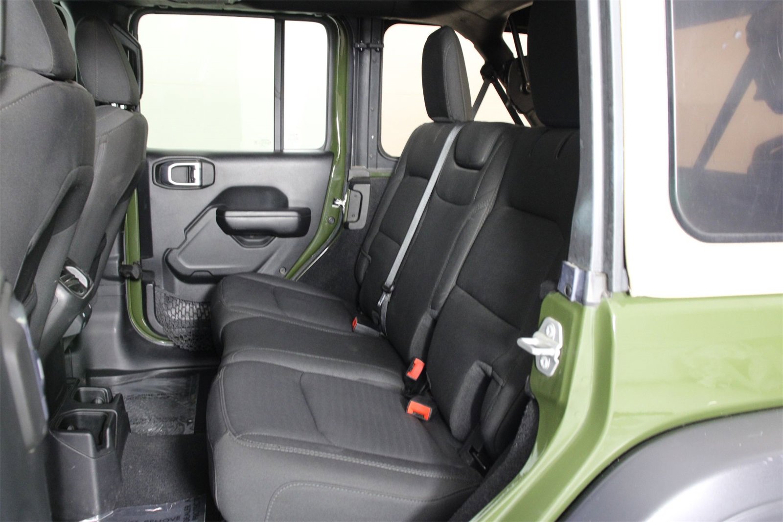 Used 2021 Jeep Wrangler Unlimited Sport image 30